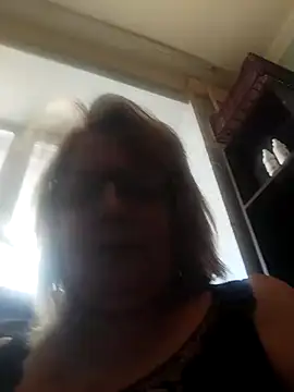 Snapshot of Forest-Lady chatting on March 4, 2026, 8:44 am Forest-Lady online show from March 4, 2026, 8:44 am