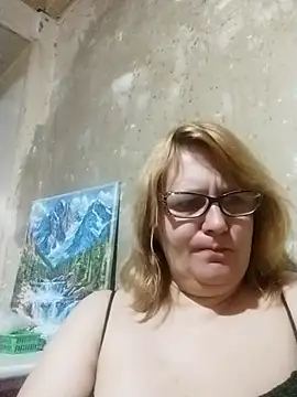 Forest-Lady online show from March 13, 2026, 8:47 pm