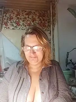 Snapshot of Forest-Lady chatting on November 5, 2025, 1:36 pm Forest-Lady online show from November 5, 2025, 1:36 pm