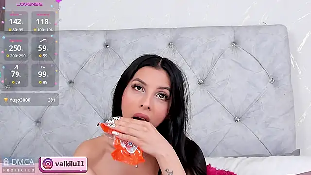 valkilu11 online show from February 28, 2025, 3:15 am