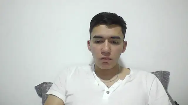 Estebitan vm online show from November 18, 2025, 3:21 am