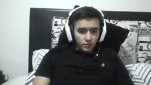 Estebitan vm online show from March 3, 2026, 5:03 am