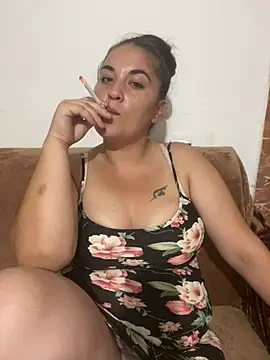yzabell18 online show from July 19, 2026, 7:43 pm