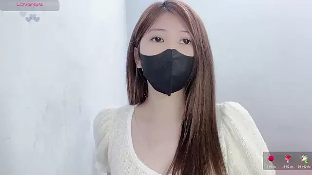 tanhxiu online show from March 15, 2026, 12:12 pm