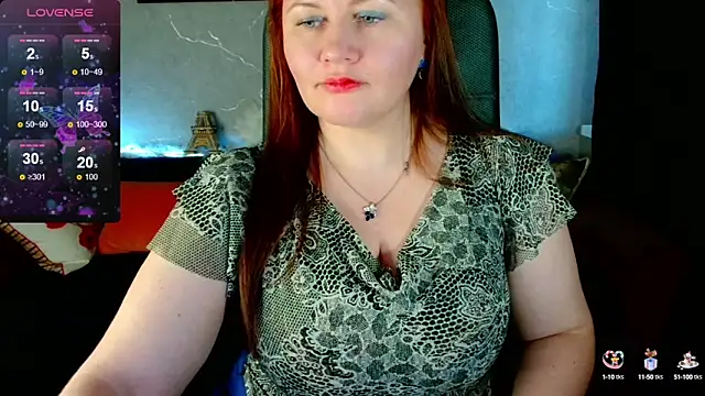 Nikki March online show from September 25, 2025, 2:01 pm