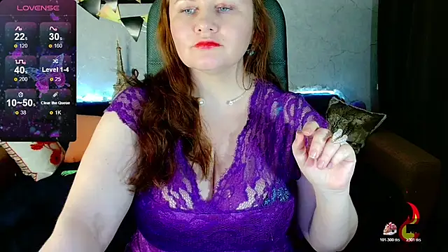 Nikki March online show from October 24, 2025, 3:33 pm