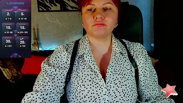 Nikki March online show from November 7, 2025, 11:15 am