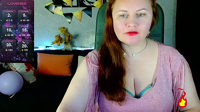 Nikki March online show from October 15, 2025, 3:42 pm