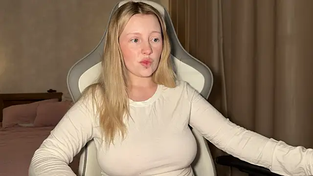 x ivy x online show from October 24, 2025, 4:39 pm