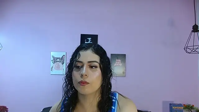 Snapshot of adaraacox chatting on January 31, 2025, 2:07 pm adaraacox online show from January 31, 2025, 2:07 pm