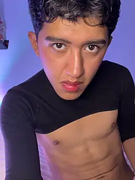 Snapshot of Drakoo_25 chatting on April 6, 2026, 6:58 am Drakoo 25 online show from April 6, 2026, 6:58 am