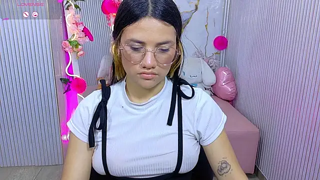 Chiara tay online show from July 15, 2026, 7:10 pm