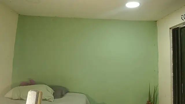 danielitopapuu online show from February 25, 2026, 12:22 am