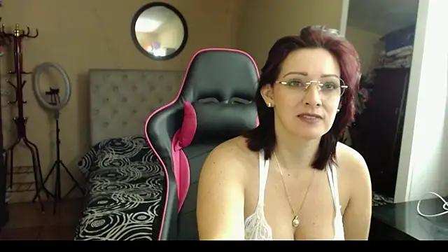 Carol Scottt online show from March 3, 2025, 4:58 pm