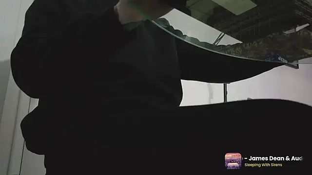 sexxxsutra online show from July 7, 2026, 5:27 pm