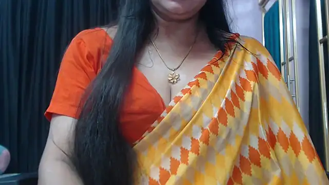 desi-maisa130 online show from October 18, 2025, 5:26 pm