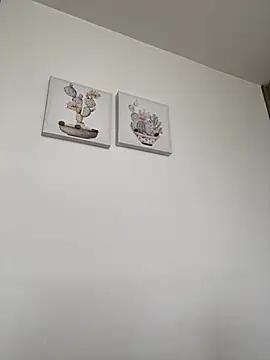 SophiaLaurens online show from July 11, 2026, 1:33 pm