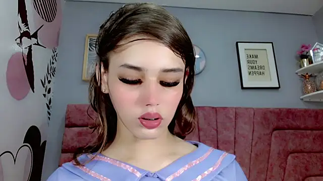 Snapshot of ValeriaAguilar chatting on February 13, 2025, 11:04 pm ValeriaAguilar online show from February 13, 2025, 11:04 pm