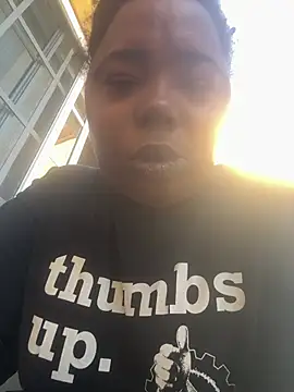 JCCaramelbarbie1 online show from April 3, 2026, 1:28 pm