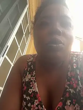 JCCaramelbarbie1 online show from April 2, 2026, 2:02 pm