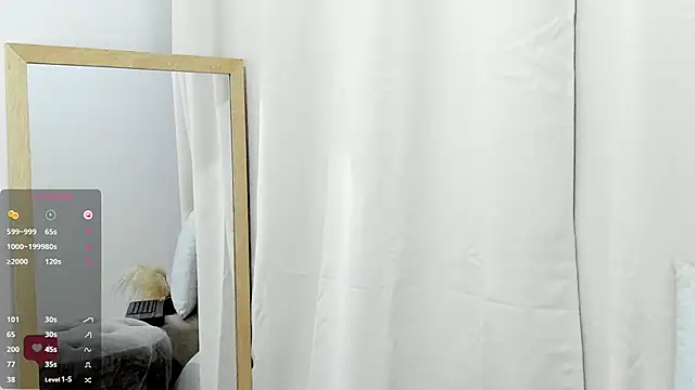  AllisonSweet  online show from October 27, 2025, 9:05 pm