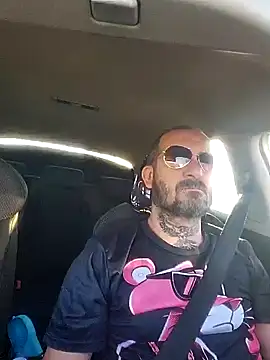 teddy79good online show from October 2, 2025, 3:37 pm