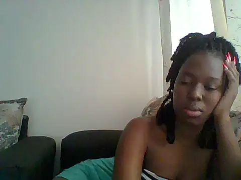 Snapshot of Oliviia_ chatting on September 9, 2025, 2:15 pm Oliviia online show from September 9, 2025, 2:15 pm