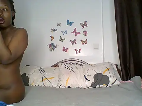 Snapshot of Oliviia_ chatting on September 8, 2025, 4:39 pm Oliviia online show from September 8, 2025, 4:39 pm