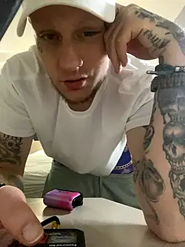 Snapshot of VixyGang chatting on October 8, 2025, 5:53 am VixyGang online show from October 8, 2025, 5:53 am