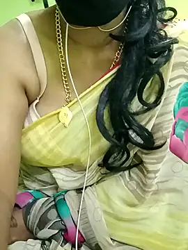 Snapshot of Aishu-tamil09 chatting on December 22, 2024, 1:11 pm Aishu-tamil09 online show from December 22, 2024, 1:11 pm