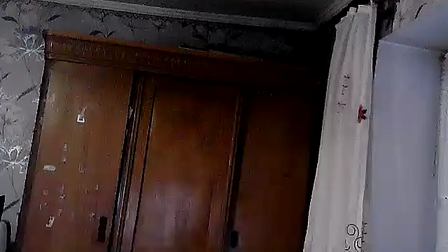 Snapshot of MilkTitsNata chatting on April 6, 2026, 4:52 pm MilkTitsNata online show from April 6, 2026, 4:52 pm