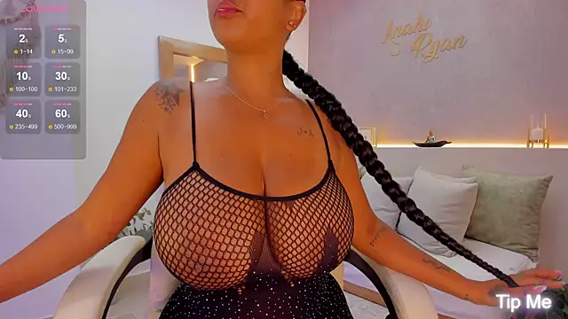 Snapshot of anahi_ryan_ chatting on March 13, 2025, 5:18 pm anahi ryan online show from March 13, 2025, 5:18 pm