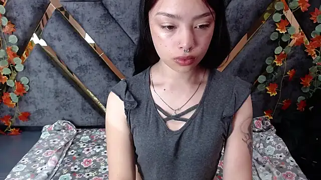 Snapshot of Sofia_Mirandaa18 chatting on February 17, 2025, 1:22 pm Sofia Mirandaa18 online show from February 17, 2025, 1:22 pm