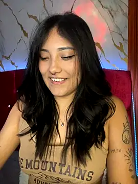 Snapshot of angellique_22 chatting on October 10, 2025, 5:41 am angellique 22 online show from October 10, 2025, 5:41 am