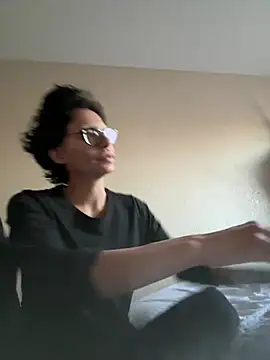 myloveforyouu online show from February 9, 2026, 1:42 pm