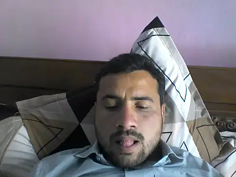 Snapshot of lallantoplonda chatting on February 20, 2026, 7:43 am lallantoplonda online show from February 20, 2026, 7:43 am