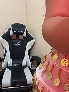 Snapshot of Sukara_bb chatting on October 2, 2025, 8:56 pm Sukara bb online show from October 2, 2025, 8:56 pm