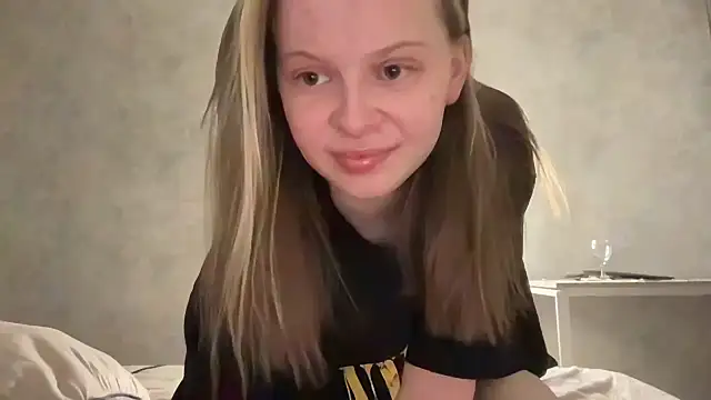 wrenlie online show from June 2, 2026, 3:56 pm