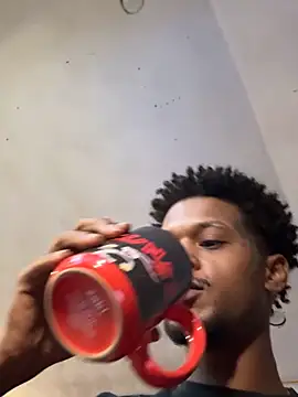 rayyymack online show from September 25, 2025, 1:06 pm