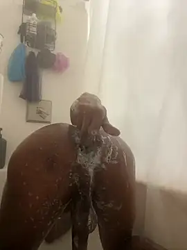 Snapshot of rayyymack chatting on February 3, 2026, 8:58 pm rayyymack online show from February 3, 2026, 8:58 pm