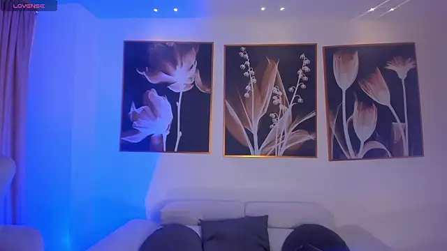 Snapshot of KatieStonne chatting on January 16, 2026, 11:14 am KatieStonne online show from January 16, 2026, 11:14 am