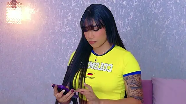 Salome Diaz  online show from June 28, 2026, 5:14 am