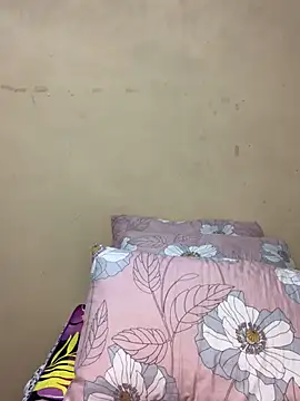 Snapshot of HornyxLadie chatting on March 1, 2025, 11:58 pm HornyxLadie online show from March 1, 2025, 11:58 pm