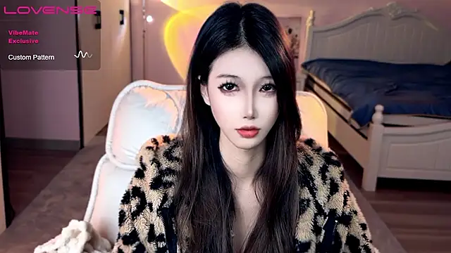 JoooJo  online show from February 10, 2026, 4:39 pm