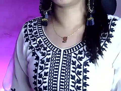 akshara thakur9 online show from March 1, 2026, 7:25 pm