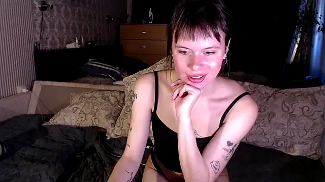 Vienaxtexasxparis online show from September 11, 2025, 10:04 am