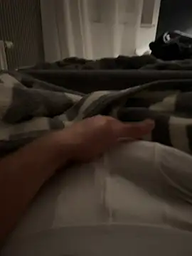 Snapshot of kevinxrcmk18 chatting on February 9, 2026, 11:36 pm kevinxrcmk18 online show from February 9, 2026, 11:36 pm