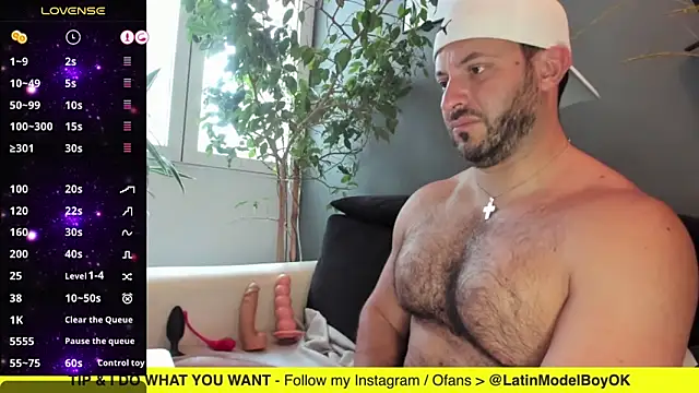 arielenbsas online show from March 11, 2025, 7:25 pm