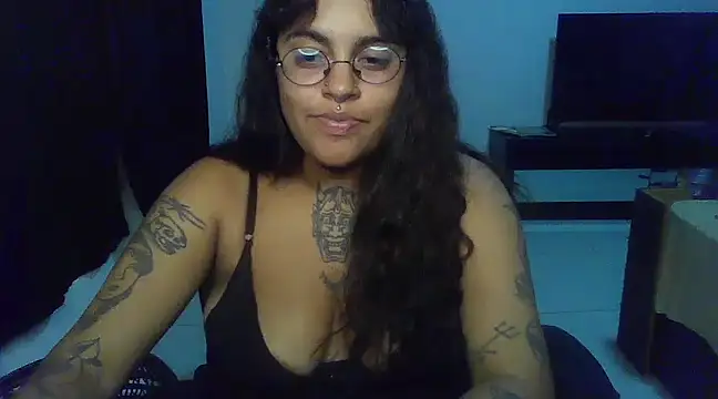 Snapshot of lolafairytail chatting on March 6, 2025, 11:20 pm lolafairytail online show from March 6, 2025, 11:20 pm