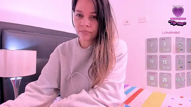 Snapshot of daniela_beauty chatting on October 12, 2025, 7:15 pm daniela beauty online show from October 12, 2025, 7:15 pm